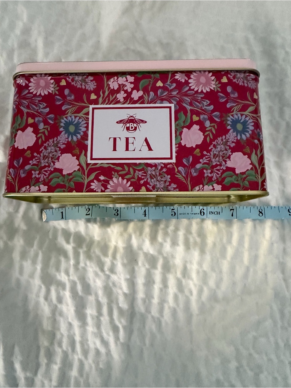 Bridgerton Tea Floral Tin Box - Pink Floral Design nwt - Picture 2 of 7